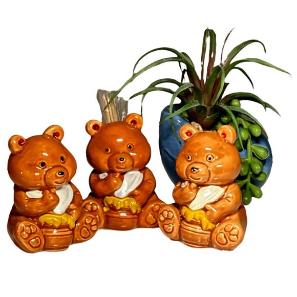 Vtg 1950's Set of (3) Honey Bear Salt & Pepper Shakers & Toothpick Holder - Picture 2 of 9
